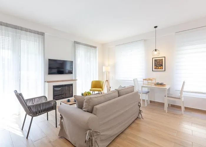 Two Olive Trees Apartment *